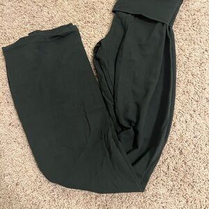 Brandy Melville Priscilla pants hunter green